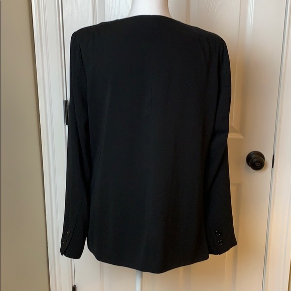 Versatile black blazer/jacket. - Picture 6 of 7